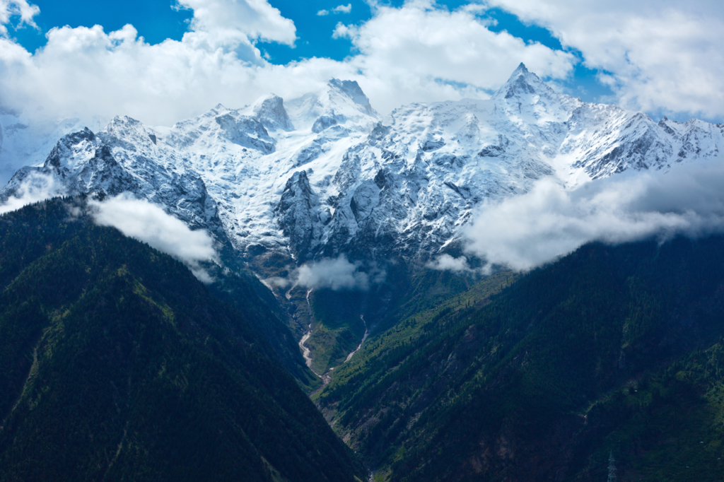 Vùng núi Himalayas Kinnaur Kailash