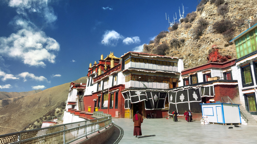 Tu viện Drigung Til Tây Tạng