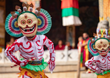 Giới thiệu điệu nhảy Cham Dance Tây Tạng – Vũ điệu thần linh