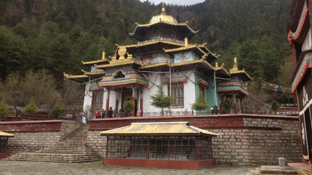 Tu viện Lamaling Tây Tạng