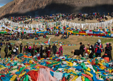 Lễ hội Saga Dawa Tây Tạng