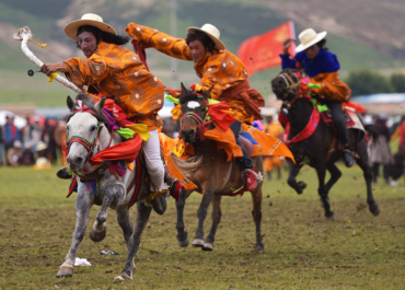 Lễ hội đua ngựa Tây Tạng